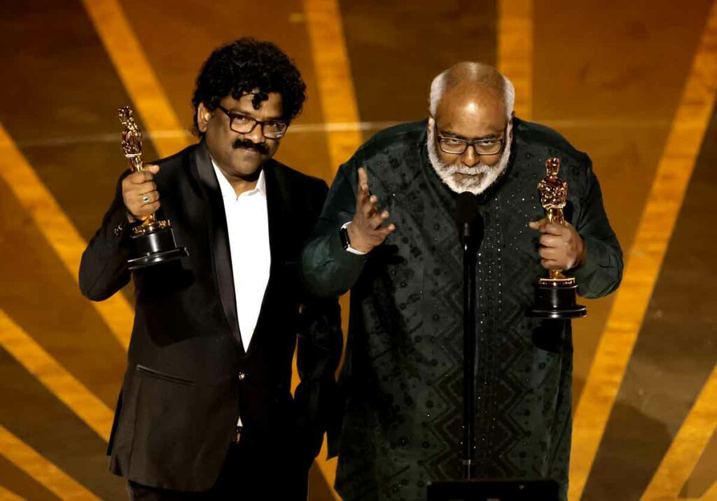 MM Keervani, Chandrabose with Oscar Award